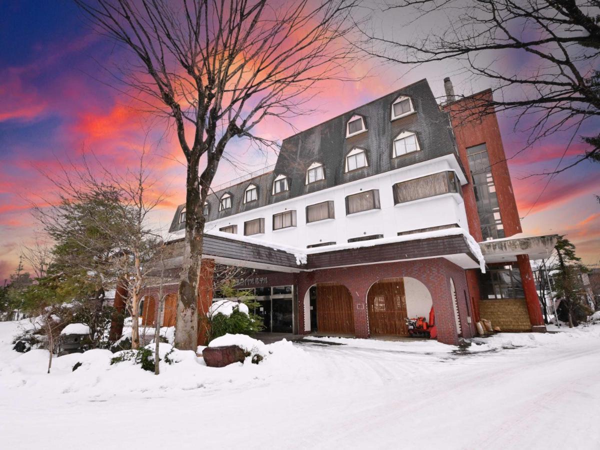 Hakuba Royal Hotel Buitenkant foto