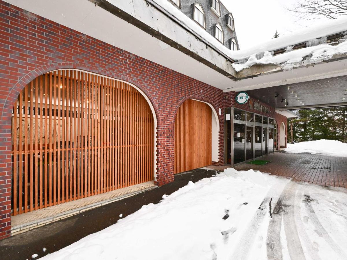 Hakuba Royal Hotel Buitenkant foto
