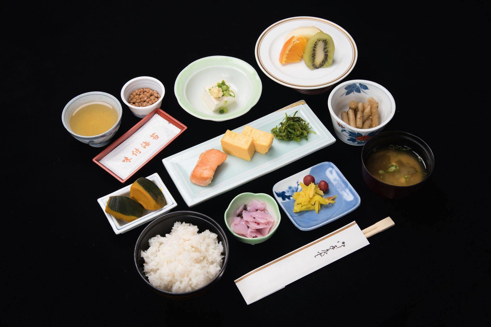 Hakuba Royal Hotel Buitenkant foto